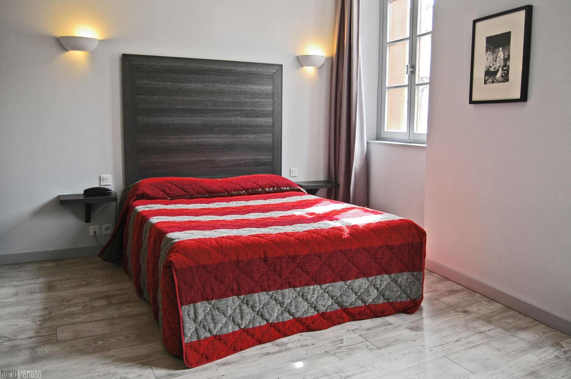 Logis Des Deux Forts Hotel Salins-les-Bains