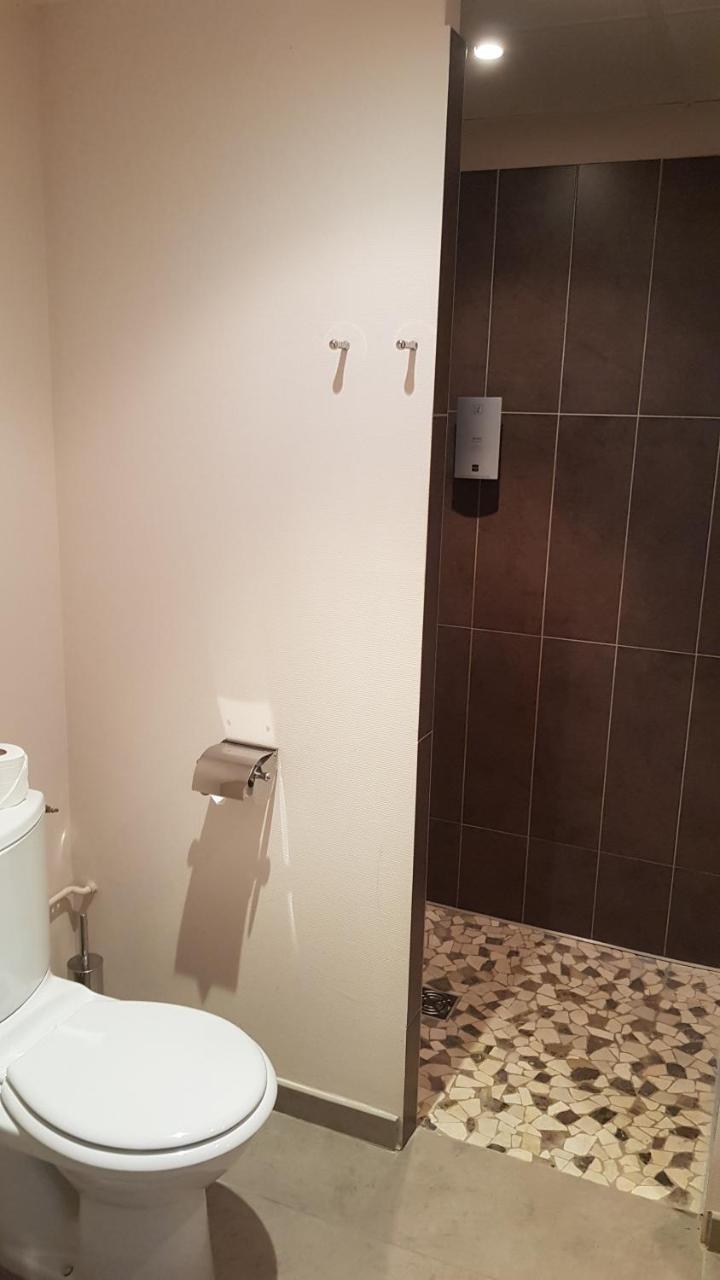 Logis Des Deux Forts Hotel